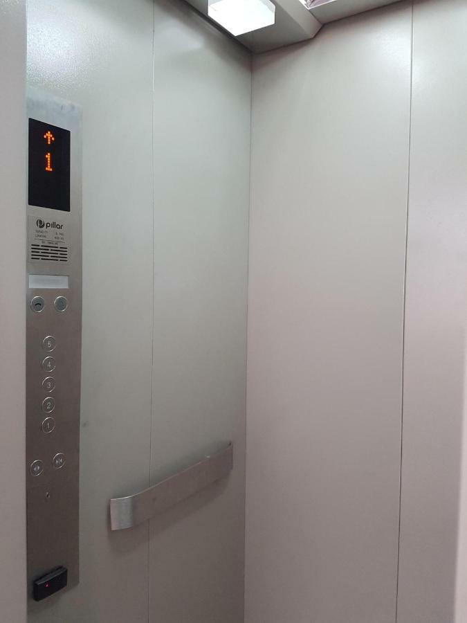 Ethan Hotel Kelapa Gading Cakarta Dış mekan fotoğraf
