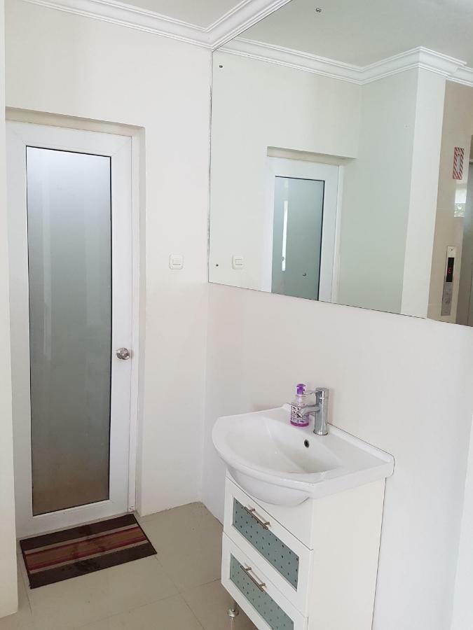 Ethan Hotel Kelapa Gading Cakarta Dış mekan fotoğraf